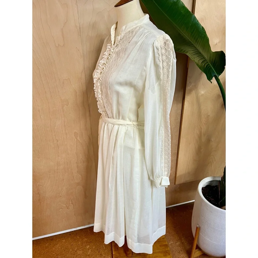 ๐ผ Oooooh lala Lovely vintage lace dress - Picture 7 of 10
